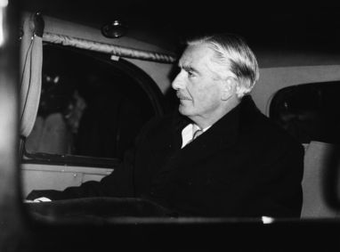 Sir Anthony Eden, primeiro-ministro britânico entre 1955 e 1957