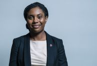 Reino Unido: conservadores escolhem Kemi Badenoch como nova líder do partido