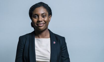Reino Unido: conservadores escolhem Kemi Badenoch como nova líder do partido