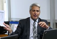 Molon confirma pressão do PT, mas mantém nome para o Senado pelo Rio