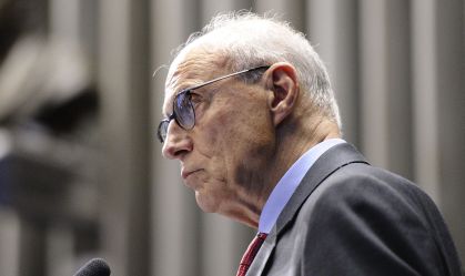 Suplicy está em tratamento de imunoquimioterapia depois de ser diagnosticado com câncer linfático