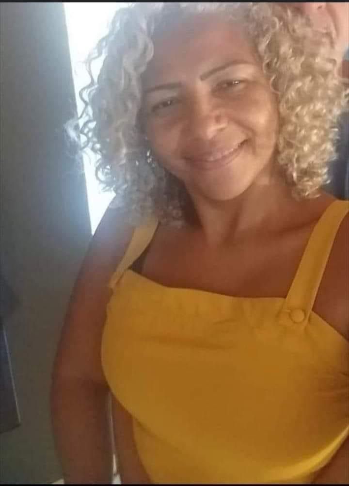 Morta em operação no Complexo do Alemão, Letícia Marinho tinha 50 anos / Arquivo pessoal