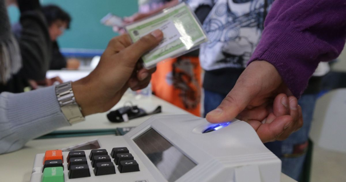 Biometria é obrigatória para votar em 2026? Veja regras
