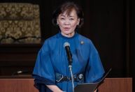 Akie Abe, viúva de Shinzo Abe, moldou um novo padrão para primeiras-damas no Japão