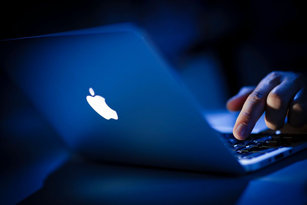 Apple Macbook Air