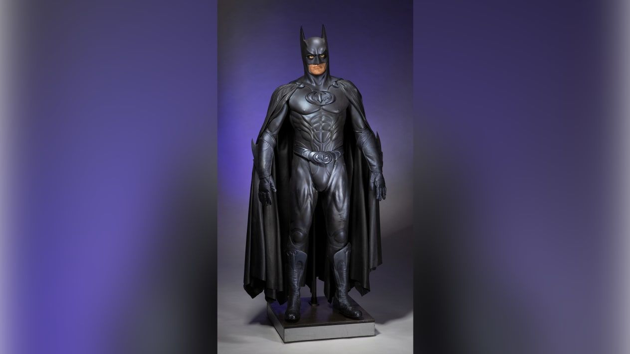 george-clooney-batman-costume