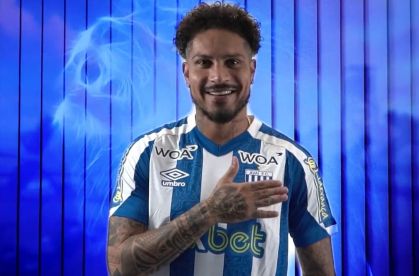 Paolo Guerrero em vídeo publicado pelo Avaí nas redes sociais