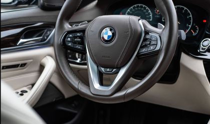 BMW oferece serviço de assinatura para aquecer bancos de carros de britânicos