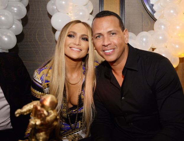 Jennifer Lopez e Alex Rodriguez participam da celebração do Vanguard Award Vanguard da MTV VMA de Jennifer Lopez no Beauty & Essex, em agosto de 2018 / Getty Images for TAO Group