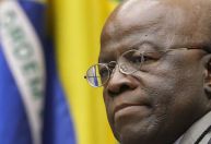 Forças Armadas devem “permanecer quietinhas em seu canto” nas eleições, diz Joaquim Barbosa