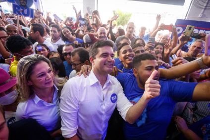 Rui Palmeira no lançamento de sua pré-candidatura ao governo de Alagoas