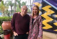 Stênio Garcia defende sua mulher após críticas nas mídias sociais