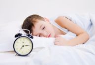 Definir a quantidade de sono prepara seu filho para o jardim de infância, diz estudo