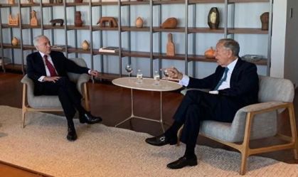 O ex-presidente Michel Temer encontrou nesta segunda-feira (4) o presidente de Portugal, Marcelo Rebelo