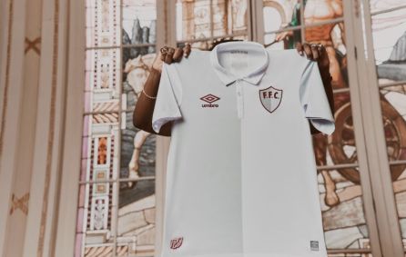 Nova camisa apresentada pelo Fluminense nesta quinta-feira (21)