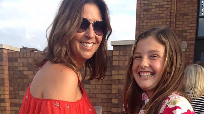 Sarah Chester e sua filha Payton Chester eram passageiras do helicóptero de Kobe Bryant e morreram no acidente de helicóptero em janeiro de 2020 / Reprodução/Foto de família