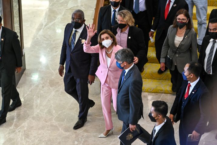 Presidente da Câmara dos Deputados dos EUA, Nancy Pelosi, durante visita a Kuala Lumpur / Departamento de Informação da Malásia/Nazri Rapaai/Divulgação via REUTERS
