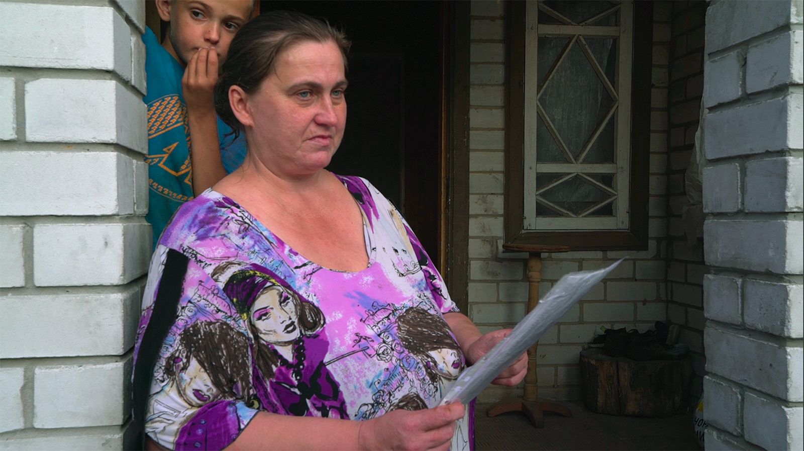 A mãe de Serhii, Svitlana, ficou arrasada quando seu filho foi separado da família. / CNN