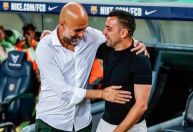 Xavi e Guardiola se enfrentam pela primeira vez como treinadores