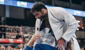 "Enterrei ele pela 2ª vez", diz mãe de Leandro Lo após juri absolver PM