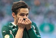 Palmeiras empata com Flamengo e Fluminense assume a vice-liderança do Brasileiro