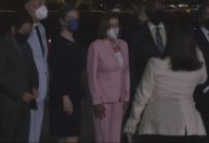 Nancy Pelosi aterrissa em Taiwan em meio a tensão entre EUA e China