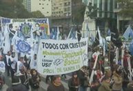 Manifestantes voltam às ruas para protestar contra crise econômica na Argentina