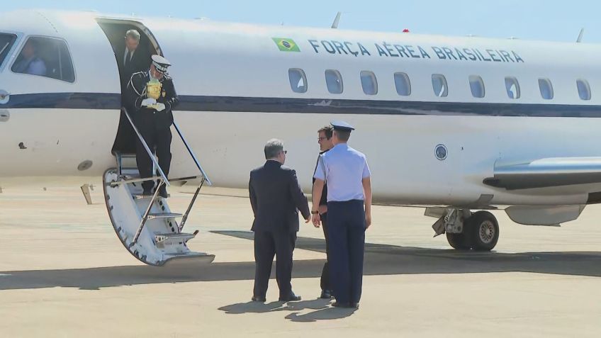 Coração de Dom Pedro I é recebido, nesta segunda-feira (22), no aeroporto de Brasília / Reprodução/CNN Brasil (22.ago.2022)