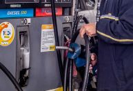 Queda no diesel permite impacto positivo na inflação, diz presidente da Abicom