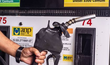 Queda do diesel aproxima preço interno da paridade internacional, diz associação