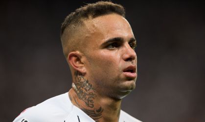 Corinthians se pronuncia após caso de agressão a Luan: "Nada justifica"