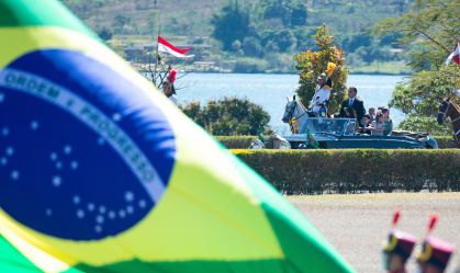 Presidente Jair Bolsonaro desfila em Brasília durante o 7 de Setembro em 2020