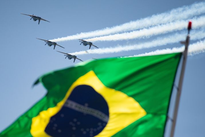 Exibição de aeronaves da Força Aérea Brasileira durante o 7 de Setembro de 2020 em Brasília / Andressa Anholete/Getty Images