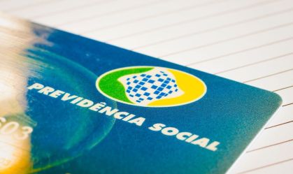 Governo antecipa pagamento do 13º para aposentados e pensionistas do INSS