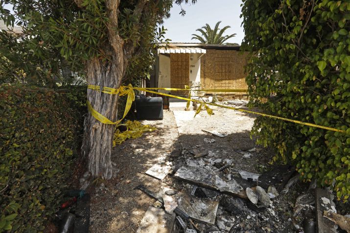 Residência em Los Angeles na qual a atriz Anne Heche bateu seu carro. / Carolyn Cole / Los Angeles Times via Getty Images