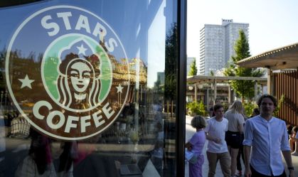 Antigas cafeterias Starbucks reabriram como Stars Coffee em Moscou, Rússia, em 18 de agosto de 2022