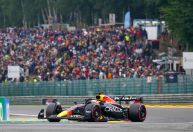 Verstappen ganha GP da Bélgica após largar em 14º depois de penalidade