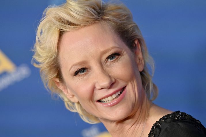 Atriz Anne Heche durante o 74º Directors Guild of America Awards, em Beverly Hills, no dia 12 de março de 2022. / Axelle/Bauer-Griffin/FilmMagic