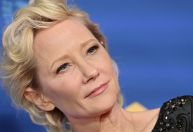 Atriz Anne Heche “não deve sobreviver”, diz família após acidente de carro