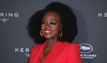Viola Davis celebra chegada aos 60 anos: "Me sinto livre"