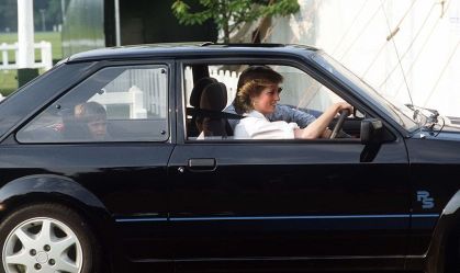 Escort dirigido pela princesa Diana é vendido por US$ 850 mil em leilão