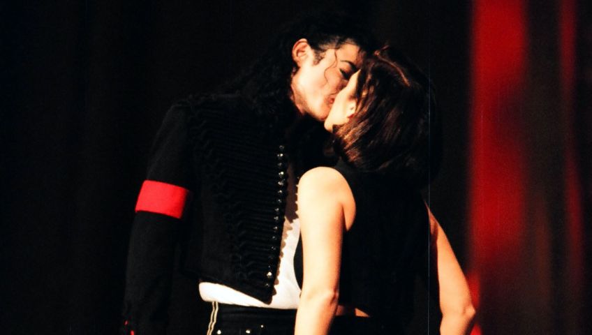 Michael Jackson e Lisa Marie Presley no VMA 1994 / Getty Images