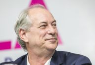 Em manifesto, Ciro mantém candidatura e critica pedido por voto útil