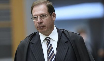 Corregedor vota para abrir processo disciplinar contra Hardt e desembargadores
