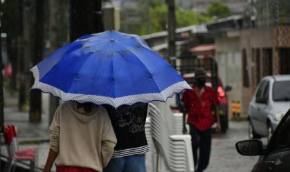 Semana em Recife terá chuvas frequentes e temperaturas estáveis
