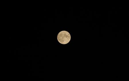 O termo “superlua” foi utilizado pelo astrólogo Richard Nolle em 1979
