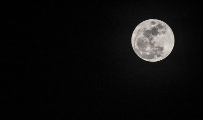 "Lua é nossa porta de saída para explorar Sistema Solar", diz especialista