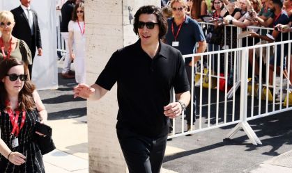 Adam Driver critica Netflix e Amazon no Festival de Cinema de Veneza em meio à greve