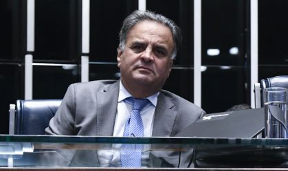 Investigação contra Aécio Neves é encerrada por determinação de Gilmar Mendes