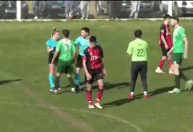 Jogador de futebol é preso após agredir árbitra em jogo na Argentina